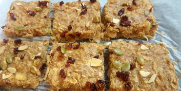 healthy tray bake.jpg